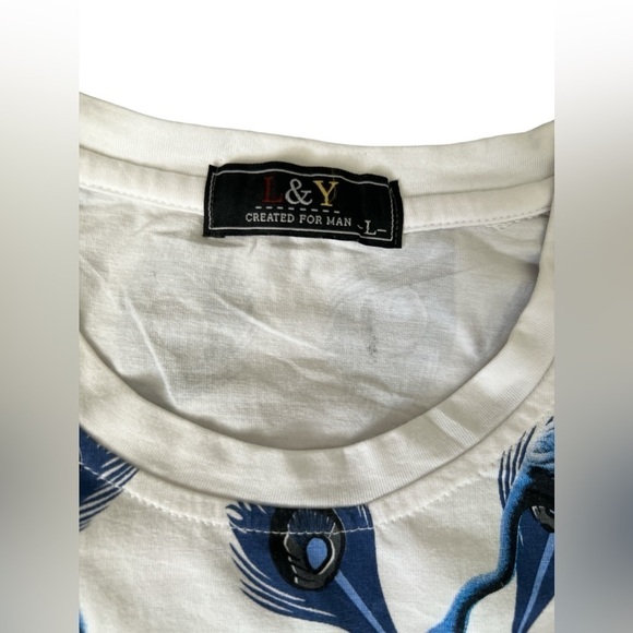 Classy T shirt for men with peacock and flamingo print - Picture 3 of 9